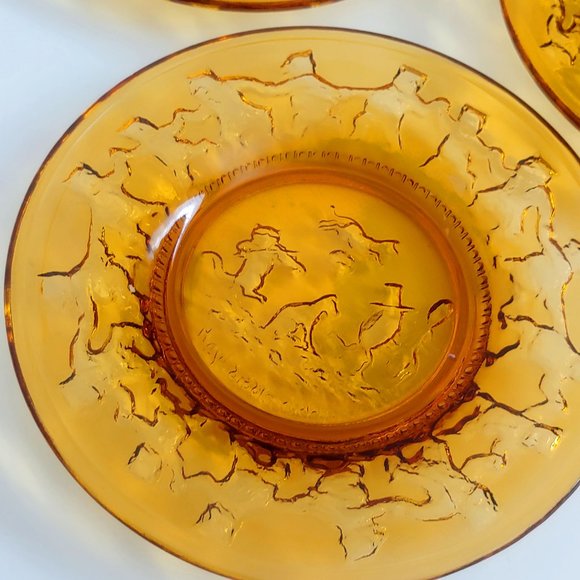 Kitschy Dancing Bears Weird Vintage Plates nursery rhyme design boho cottagecore - Picture 3 of 6